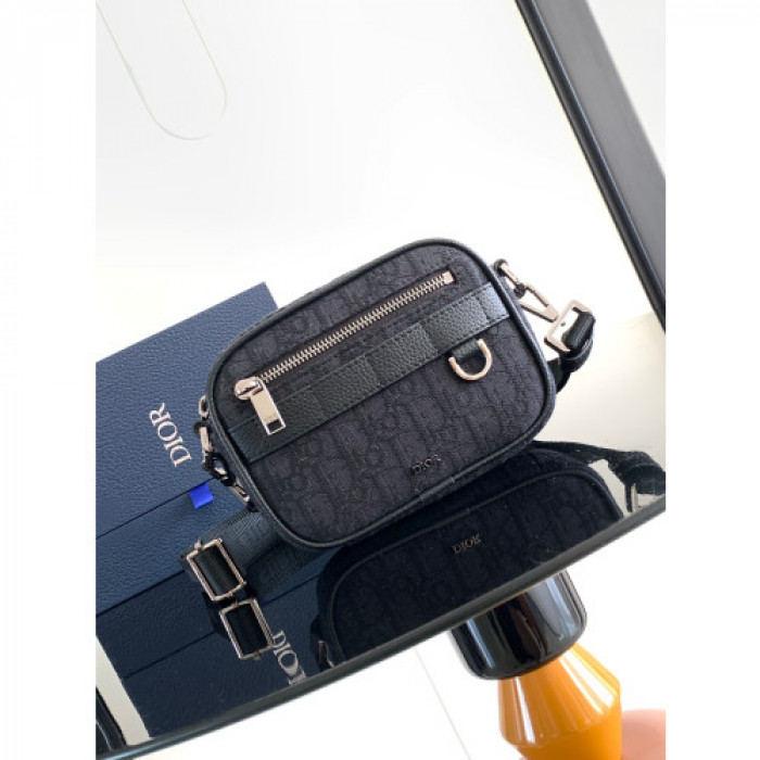 D*or MINI SAFARI BAG d06 17 X 12.5 X 4CM