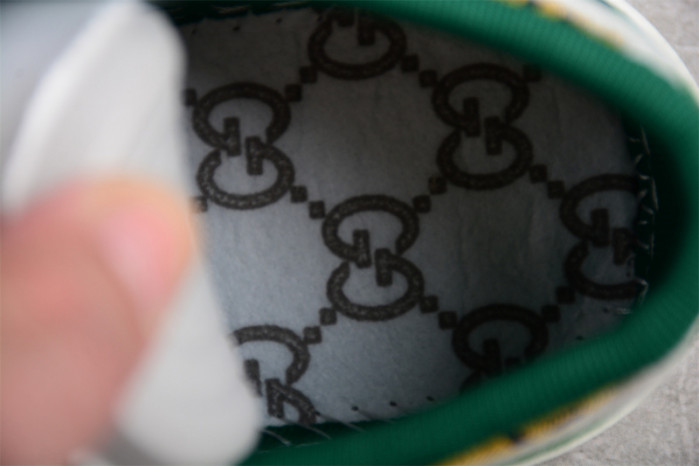 G*u*i* trainer sneaker 111