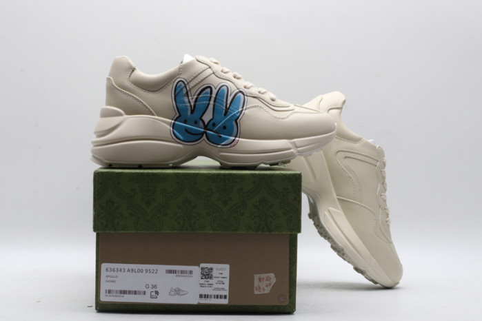 G*u*i* trainer sneaker 92