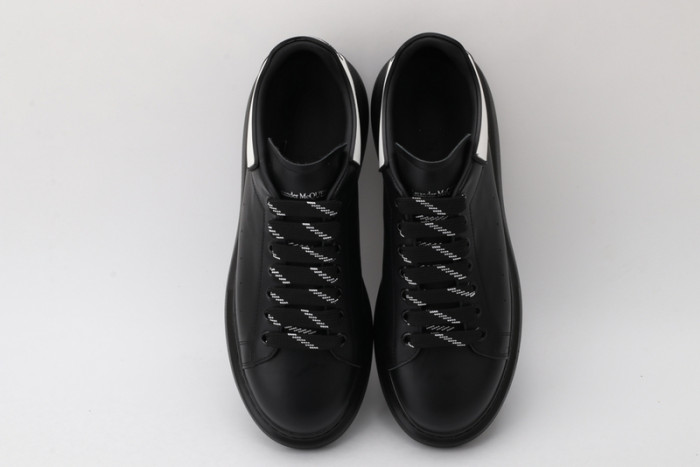 ALEX MCQU SNEAKER