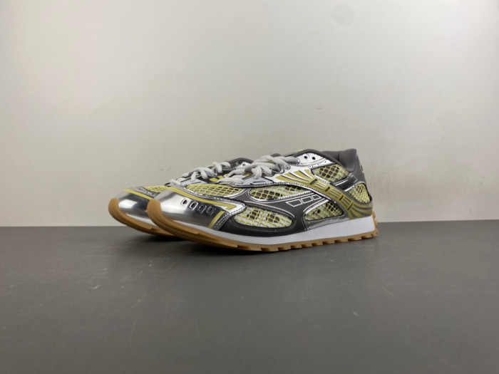 BV sneaker