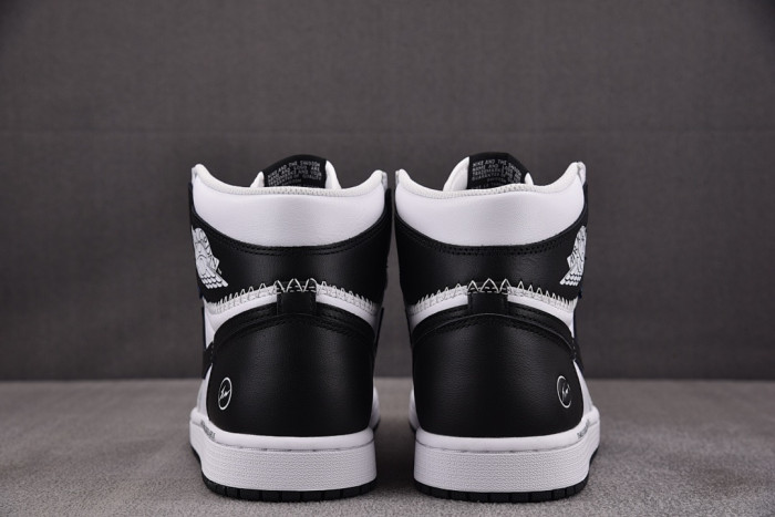 AIR Jordan 1 Retro High OG SP Fragment x Union LA White Black II7282-100