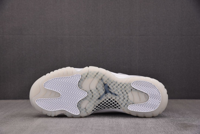 Air Jordan 11 Retro Comme des Garçons Homme Plus White IV7639-100
