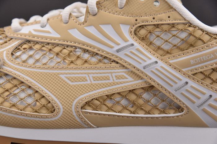 BV sneaker