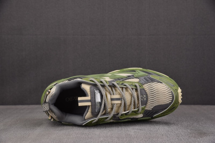 OFW SNEAKER