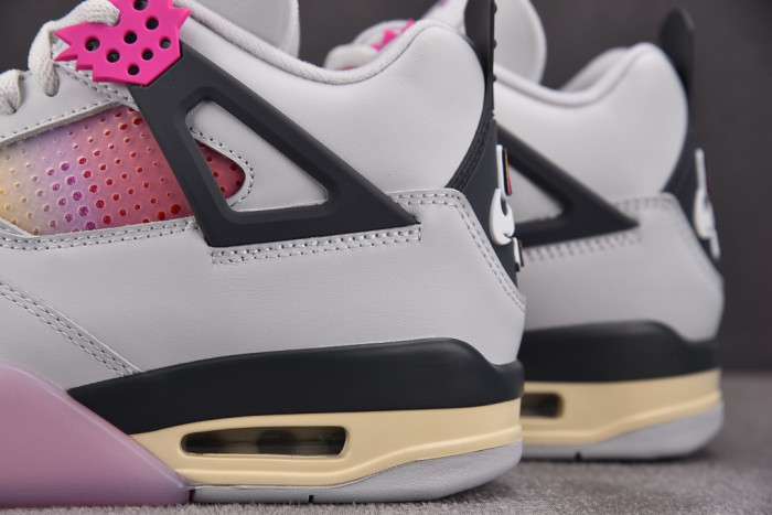 Air Jordan 4 Retro Comic JA1135-100