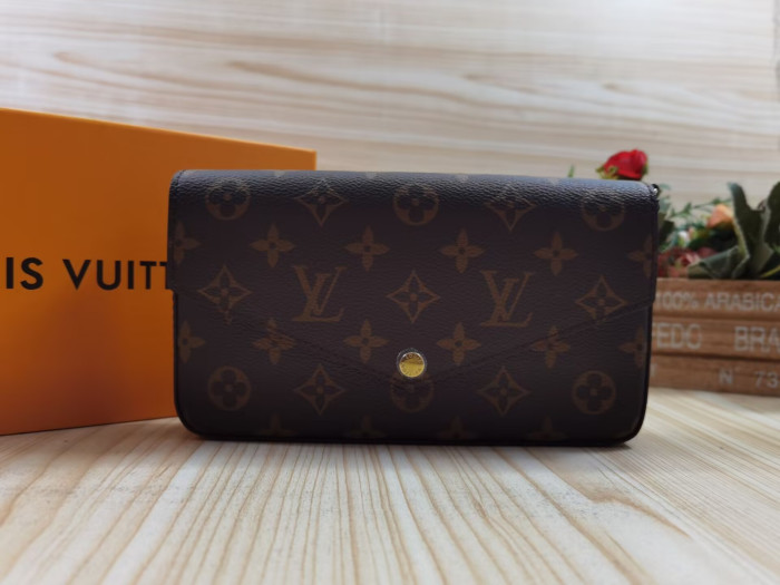 L0VT bag