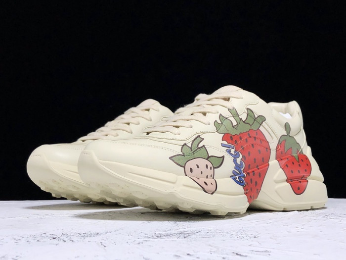 GUI SNEAKER