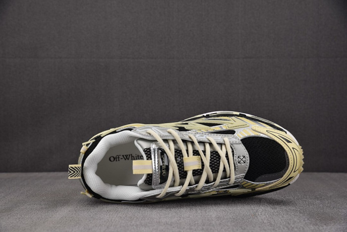 OFW SNEAKER