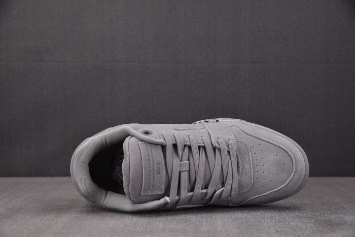 OFW SNEAKER