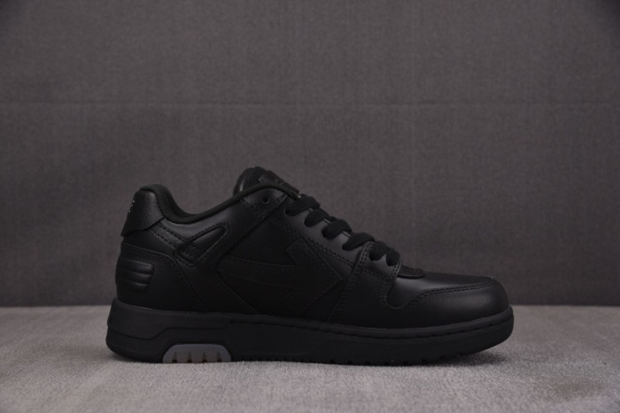 OFW SNEAKER