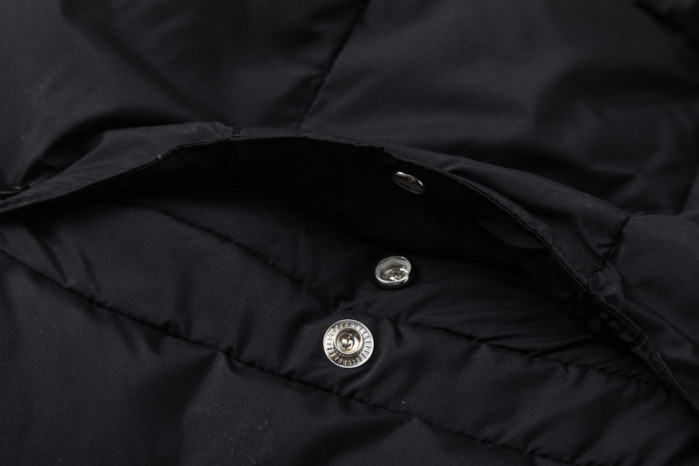 M0*C1ER DOWN JACKET