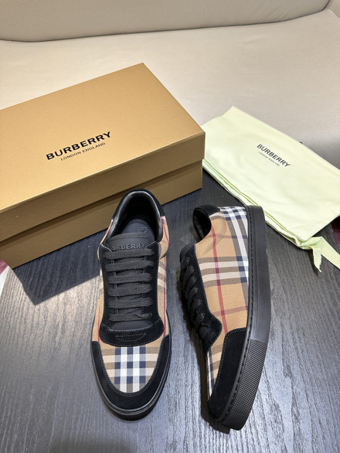 BUB sneaker