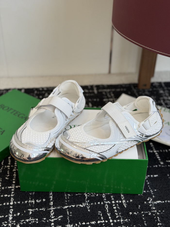 BV sandal