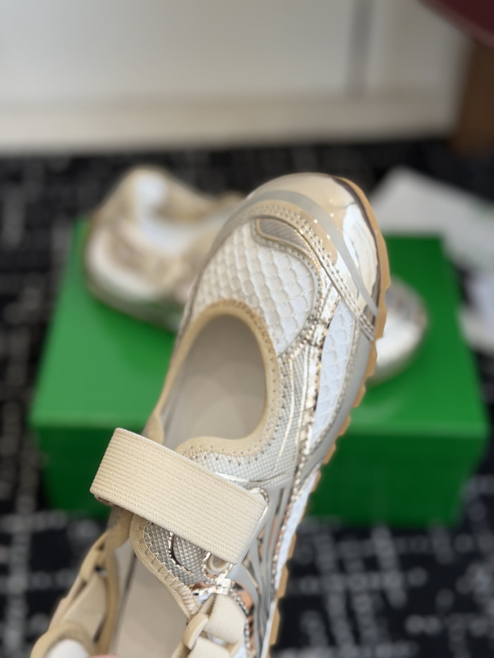 BV sandal