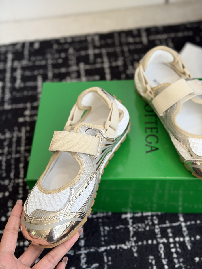 BV sandal
