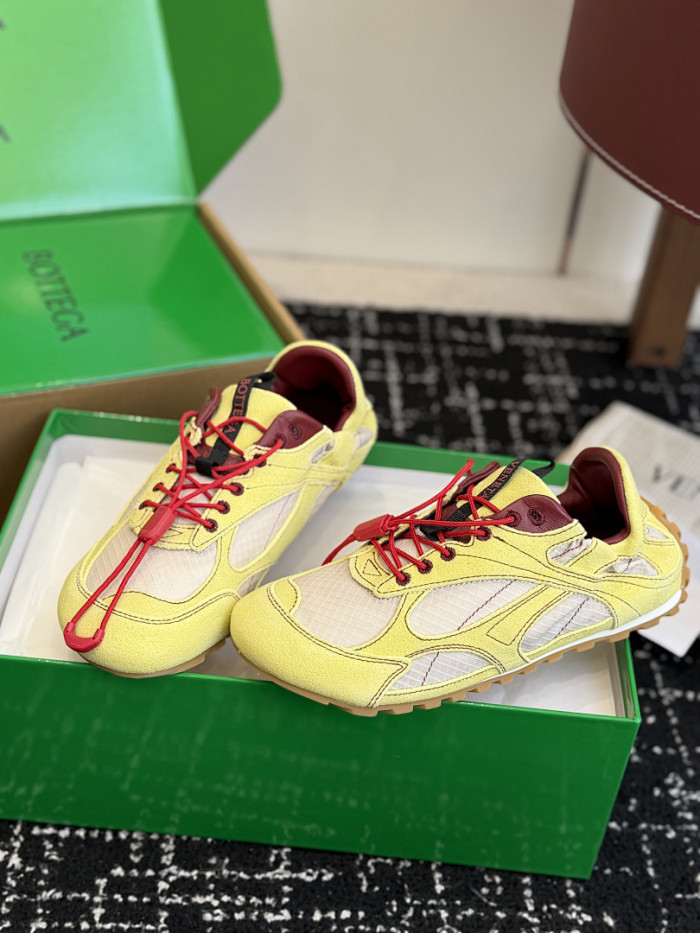 BV sneaker