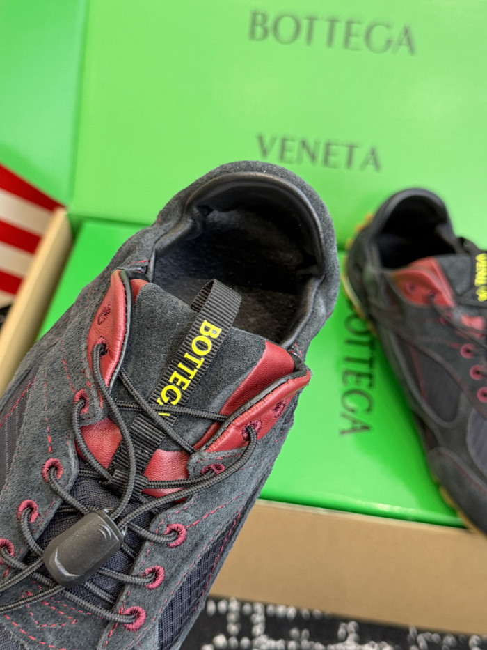 BV sneaker