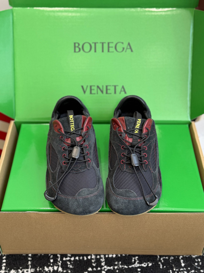 BV sneaker