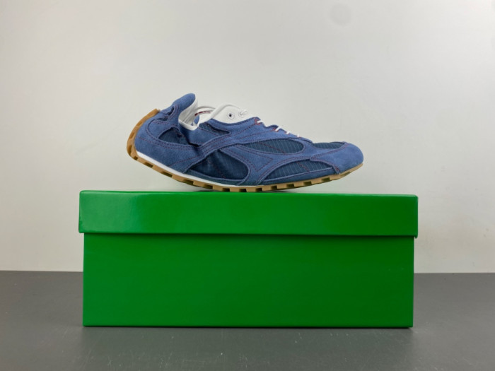 BV sneaker