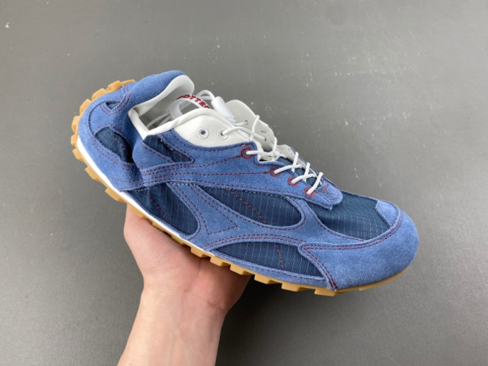 BV sneaker
