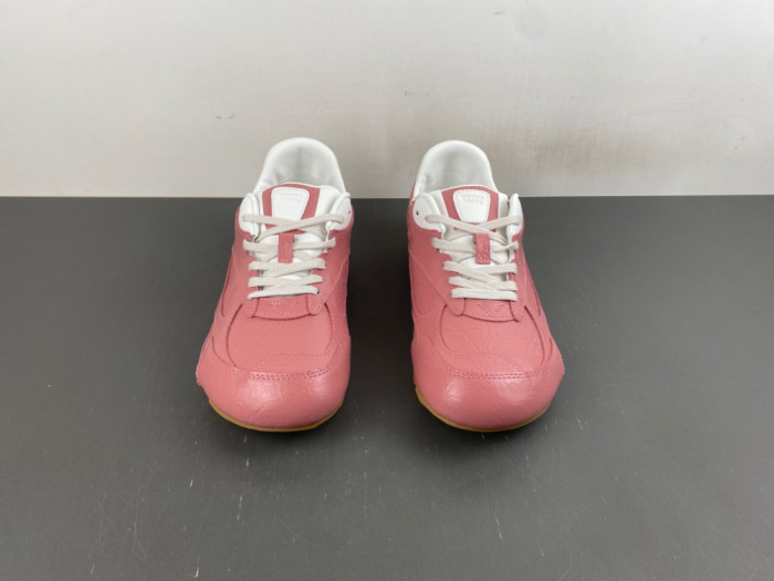 BV sneaker