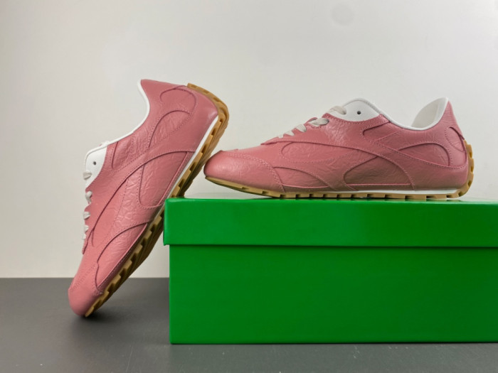 BV sneaker
