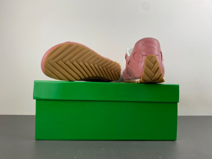 BV sneaker