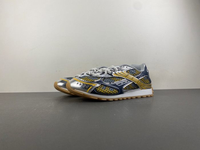 BV sneaker