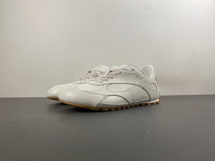 BV sneaker