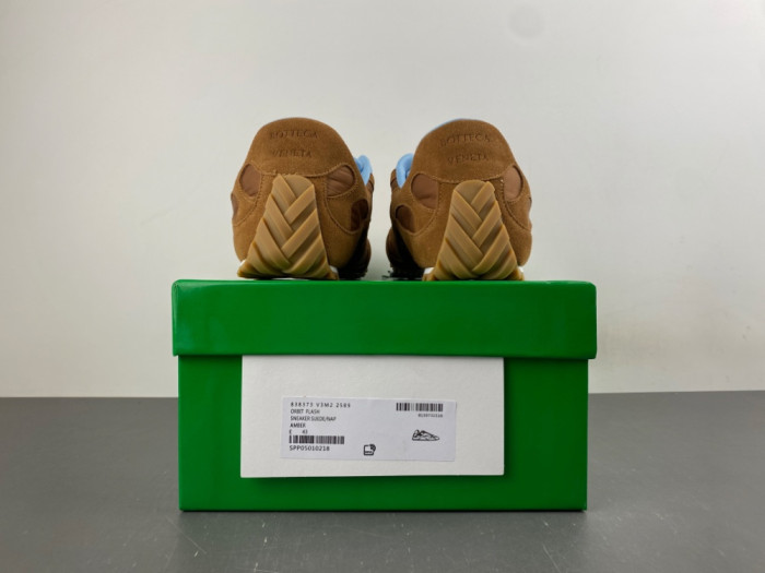 BV sneaker