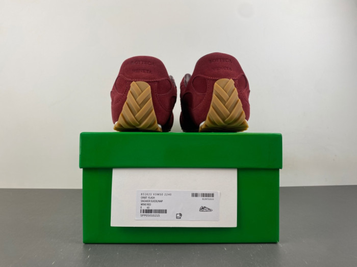 BV sneaker