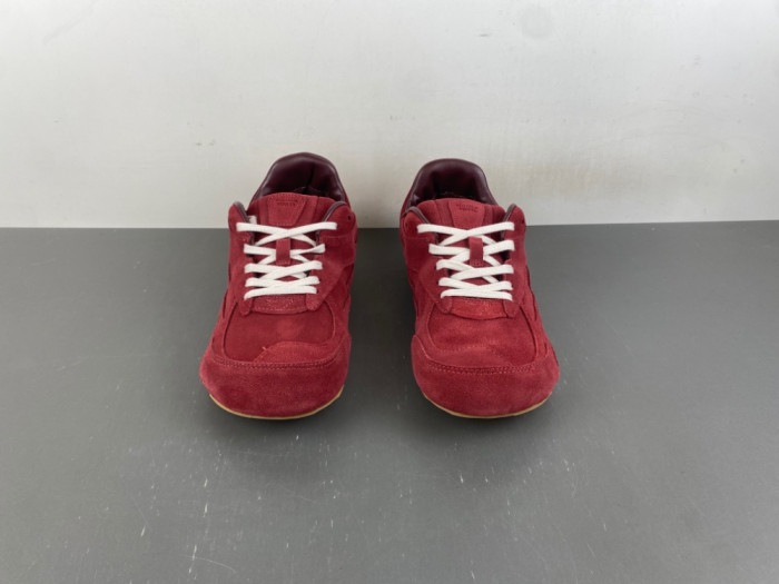BV sneaker
