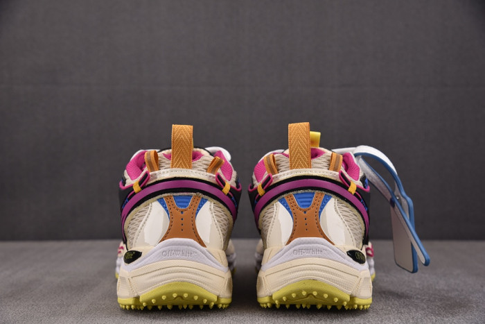 OFW SNEAKER