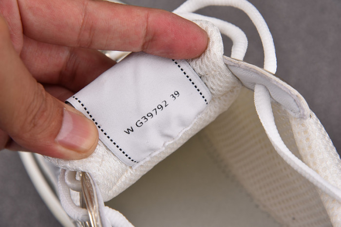 CN SNEAKER