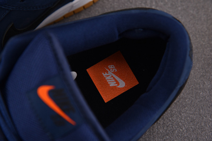 Nike SB Dunk Low Navy Black Gum CW7463-401