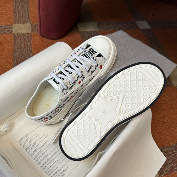D10R SNEAKER