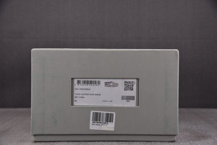 d10r sandal