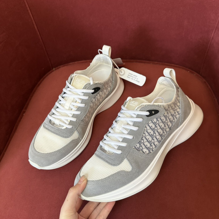 D10R B25 SNEAKER