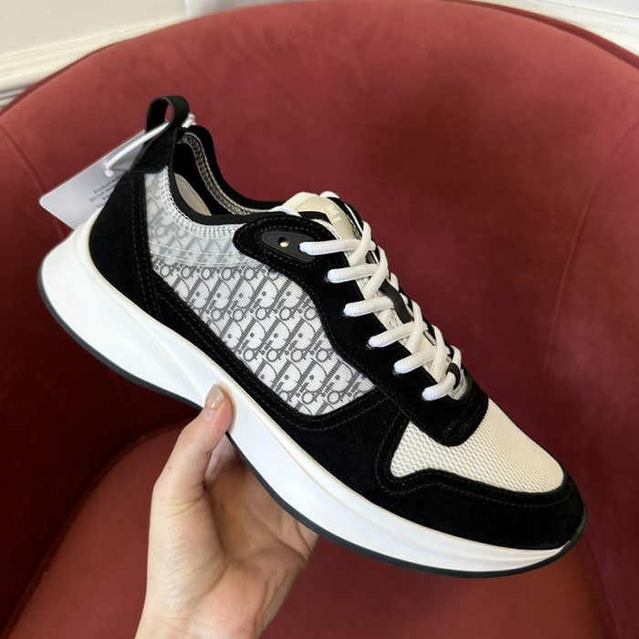 D10R B25 SNEAKER