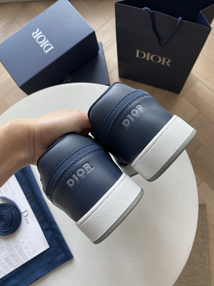 D10R B27 LOW SNEAKER