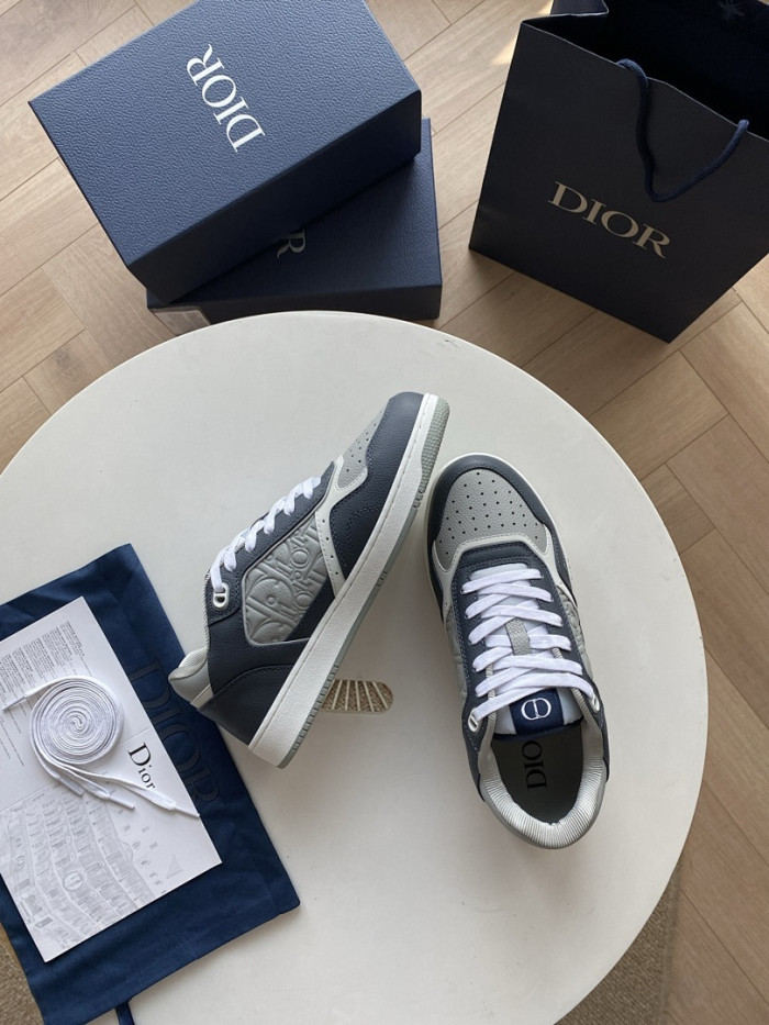 D10R B27 LOW SNEAKER
