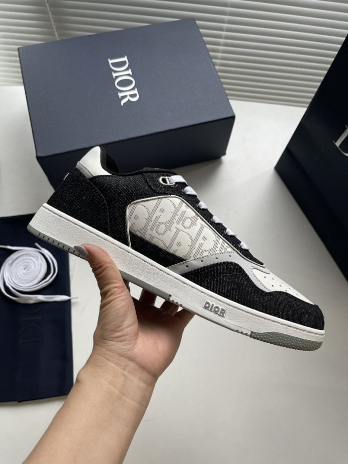 D10R B27 LOW SNEAKER