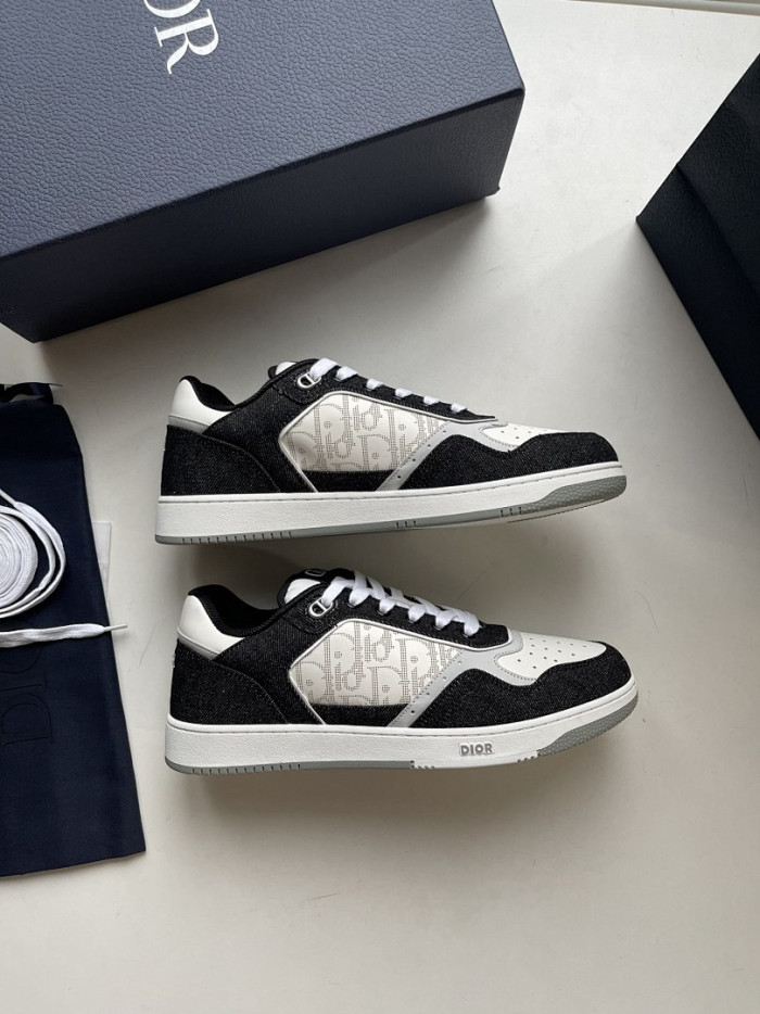 D10R B27 LOW SNEAKER