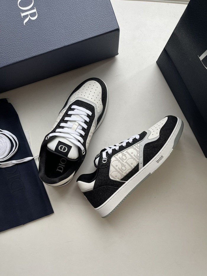 D10R B27 LOW SNEAKER