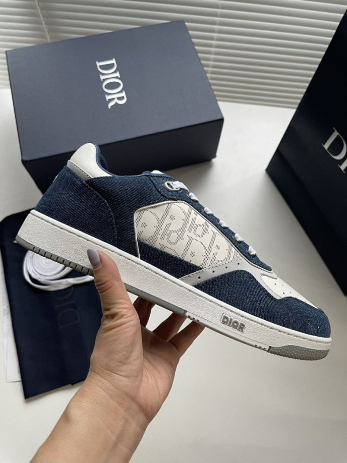 D10R B27 LOW SNEAKER
