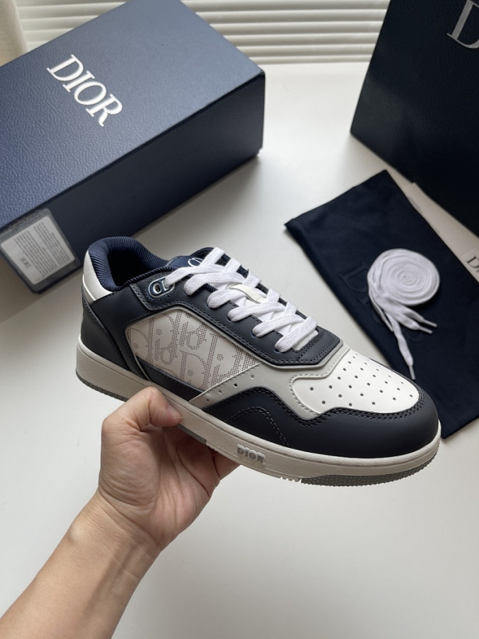 D10R B27 LOW SNEAKER