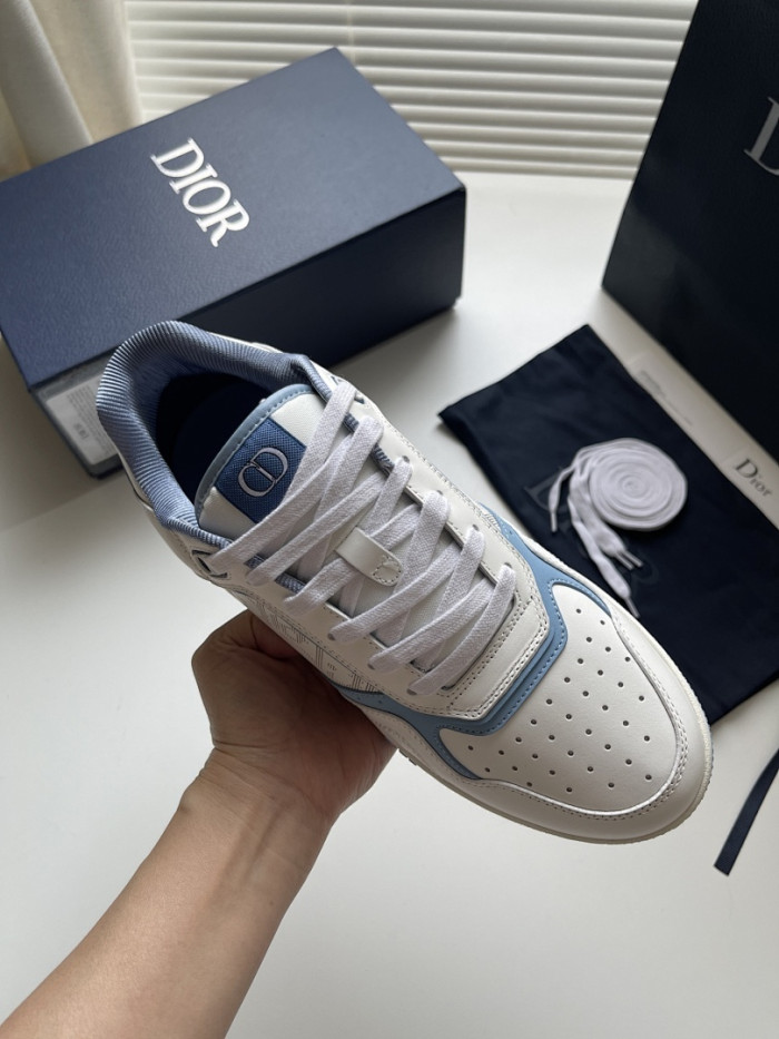 D10R B27 LOW SNEAKER