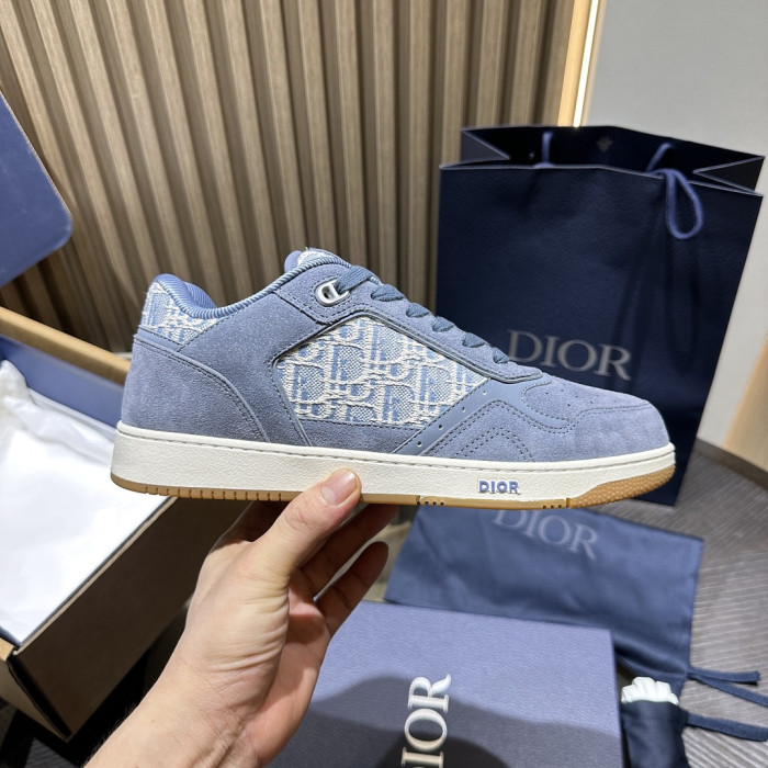 D10R B27 LOW SNEAKER