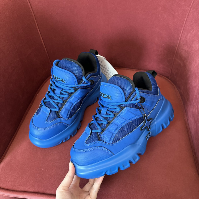 D10R B57 SNEAKER